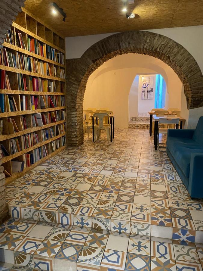 Guest House Stories Бежа Экстерьер фото